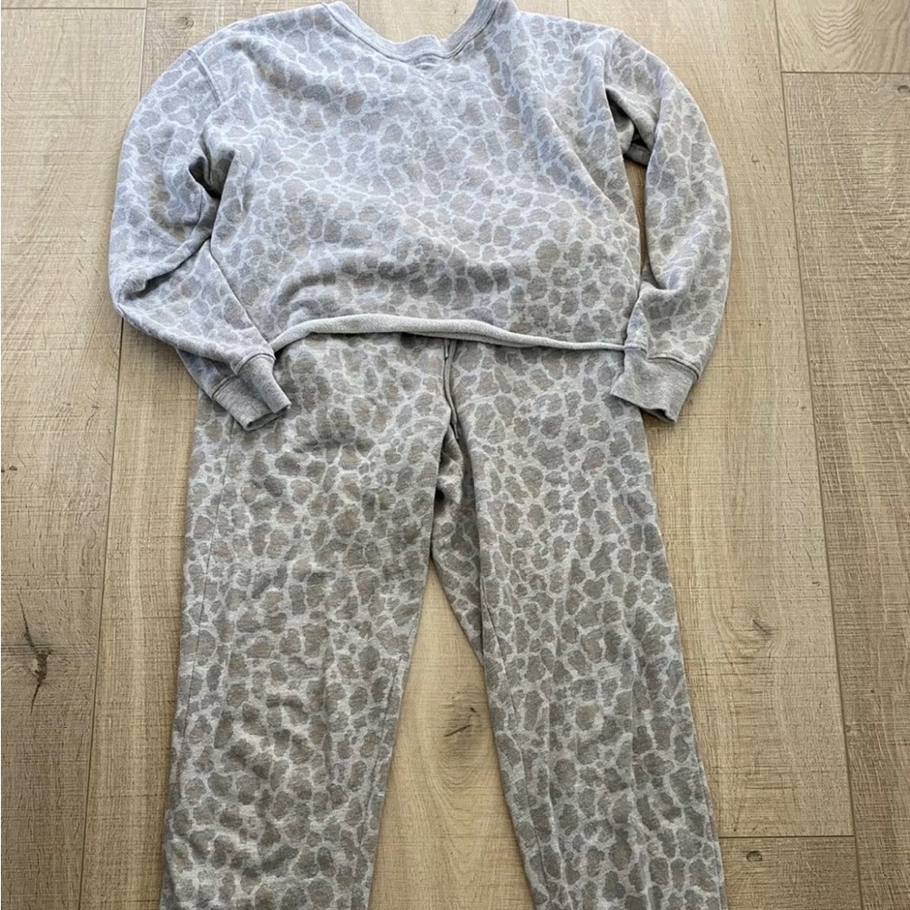 women’s colsie target Leopard animal print jogger sweat Lounge suit Set small